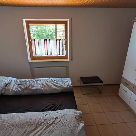 Ella Apartment *